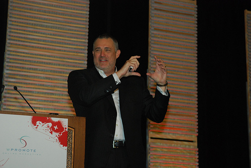 Jeffrey Hayzlett at SES Chicago 2010.jpg