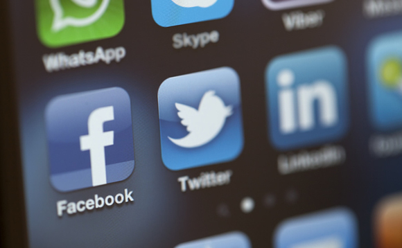 social-ads-facebook-twitter social-ads-facebook-twitter